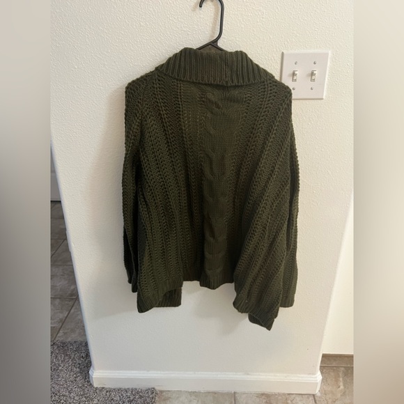 Cardigan - Picture 2 of 2